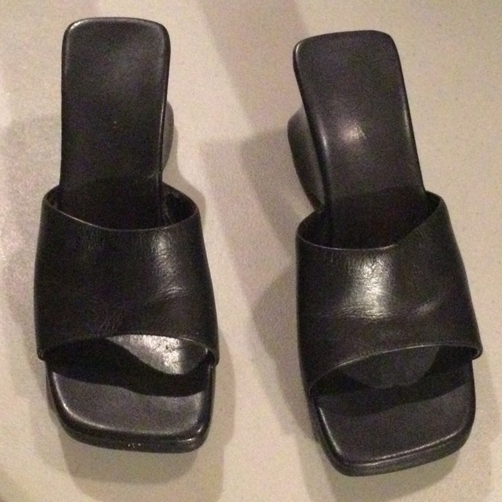 Naturalizer Black Women's Mules
